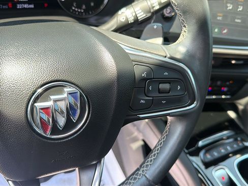 Used 2023 Buick Envision Avenir AWD/4WD image 21