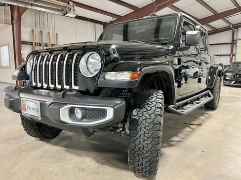 Used 2021 Jeep Gladiator Overland image 6
