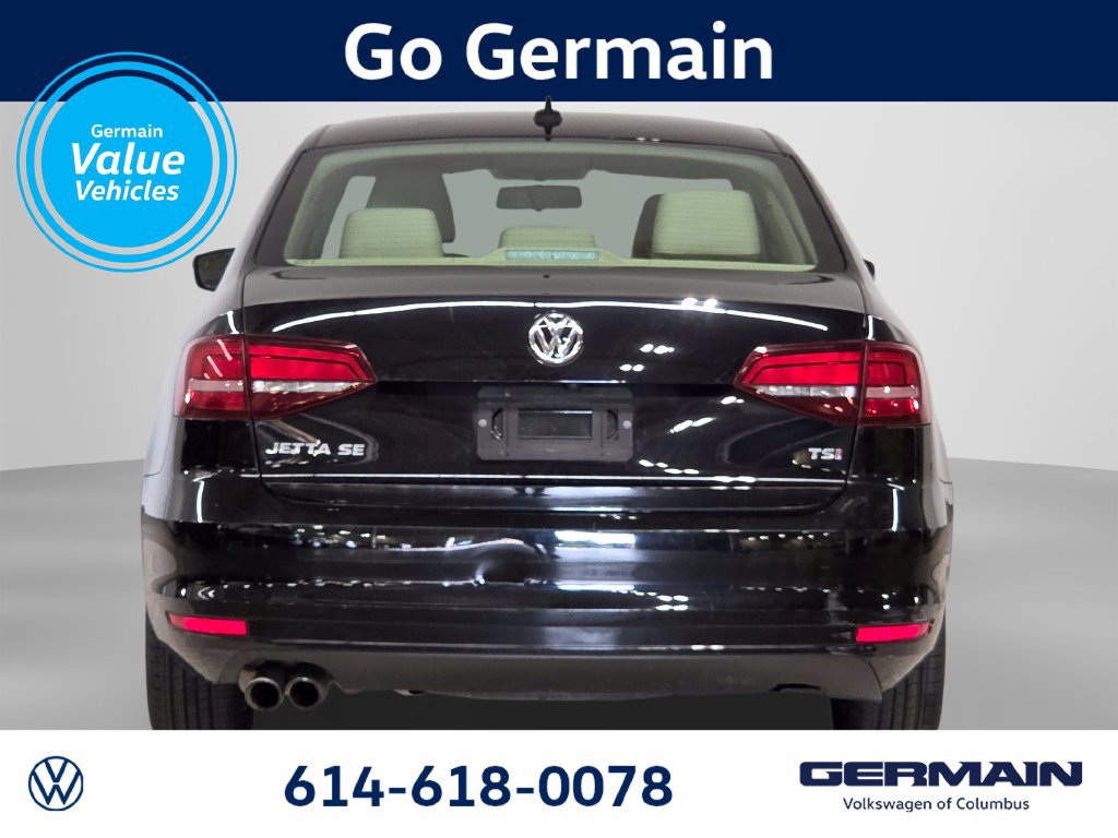 Used 2017 Volkswagen Jetta SE FWD image 9