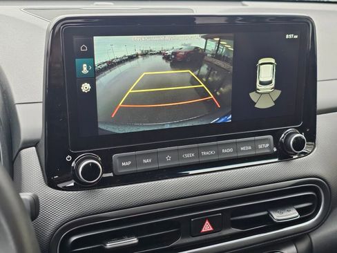Used 2023 Hyundai Kona Limited image 29