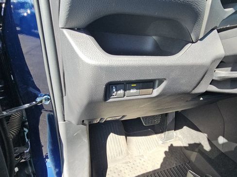 Certified 2025 Toyota RAV4 XLE AWD/4WD image 22