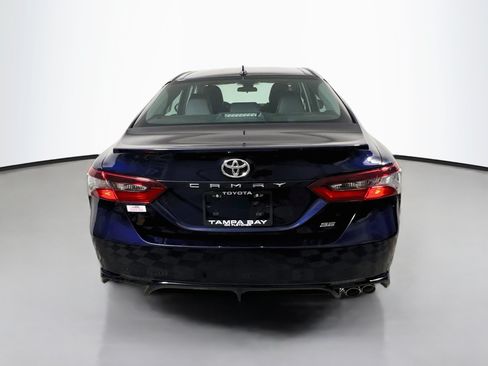 Used 2022 Toyota Camry SE FWD image 6