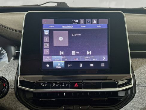 Used 2022 Jeep Compass Latitude image 21