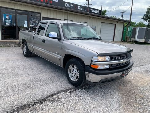 Used 2000 Chevrolet Silverado 1500 LS RWD image 4