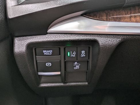 Used 2018 Acura MDX SH-AWD image 27