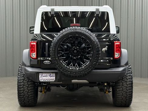 Used 2025 Ford Bronco Heritage Edition image 4