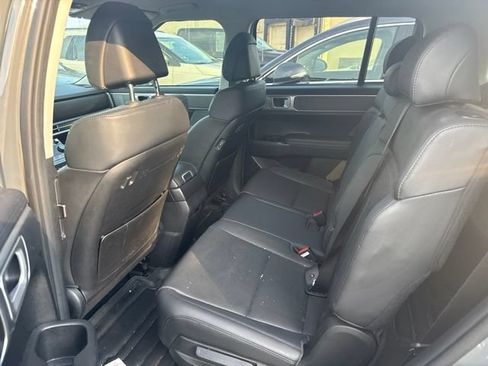 Used 2024 Hyundai Santa Fe SEL AWD/4WD image 15