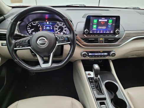 Used 2020 Nissan Altima 2.5 Platinum image 22