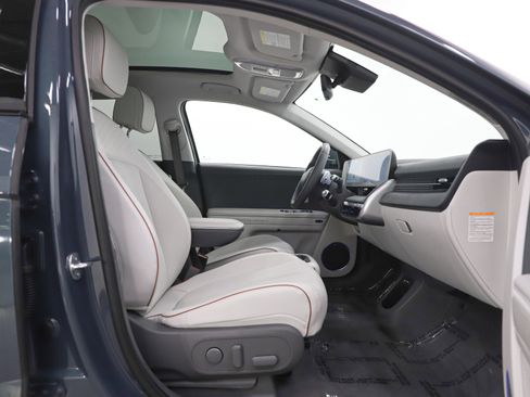 Used 2023 Hyundai Ioniq 5 Limited image 11
