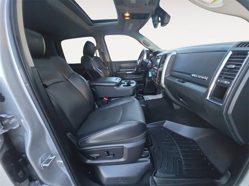 Used 2016 RAM 2500 Laramie image 15