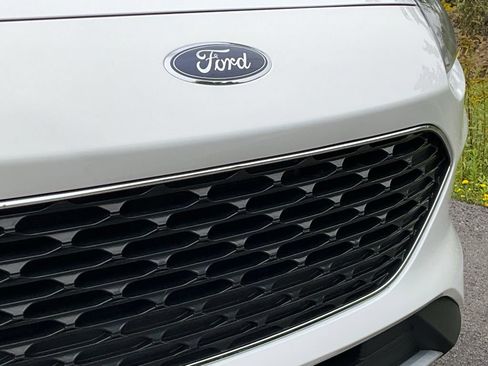 Certified 2022 Ford Escape SE AWD/4WD image 20