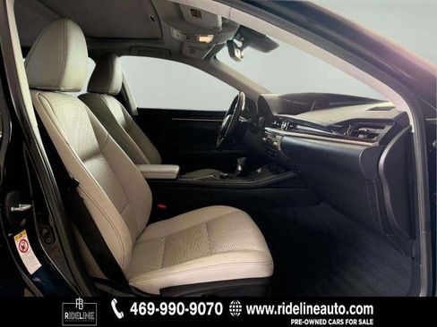 Used 2016 Lexus ES 350 w/ Premium Package w/Wood Trim image 15