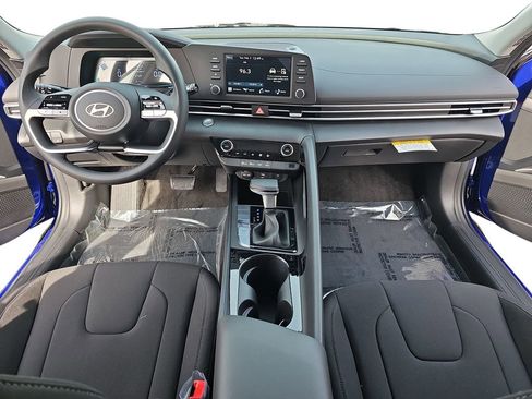 New 2026 Hyundai Elantra Blue image 9