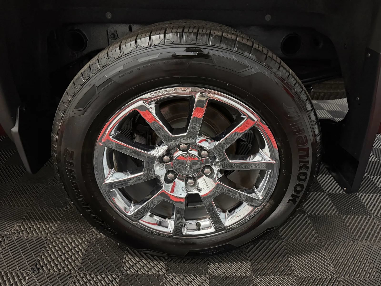 Used 2017 GMC Sierra 1500 Denali AWD/4WD image 13