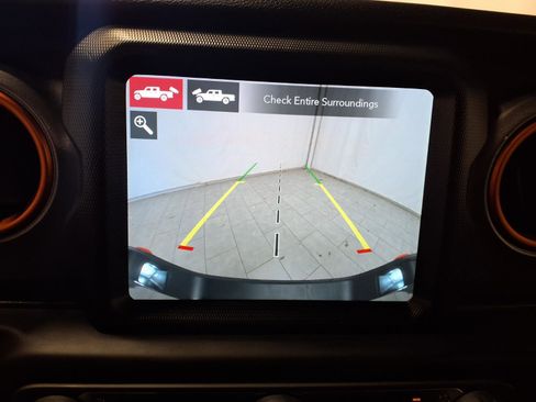 Used 2021 Jeep Gladiator Mojave image 13