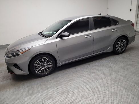 Used 2022 Kia Forte GT-Line FWD image 2