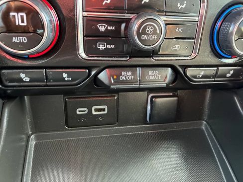 Used 2024 Chevrolet Tahoe LT AWD/4WD image 21