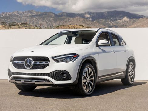 Used 2023 Mercedes-Benz GLA 250 image 1