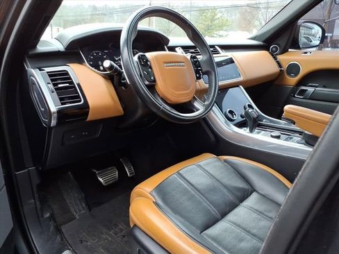 Used 2019 Land Rover Range Rover Sport HSE Dynamic image 11