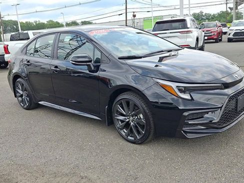 Used 2026 Toyota Corolla XSE FWD image 3
