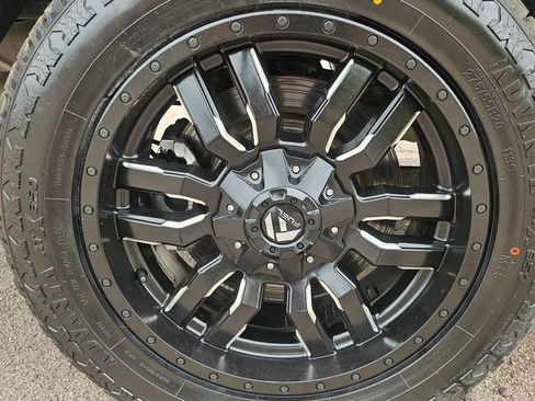Used 2020 RAM 1500 Laramie w/ Sport Appearance Package AWD/4WD image 17