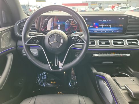 Used 2024 Mercedes-Benz GLE 350 4MATIC image 10