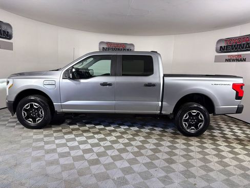 Used 2023 Ford F150 Lightning Pro w/ Tow Technology Package image 7