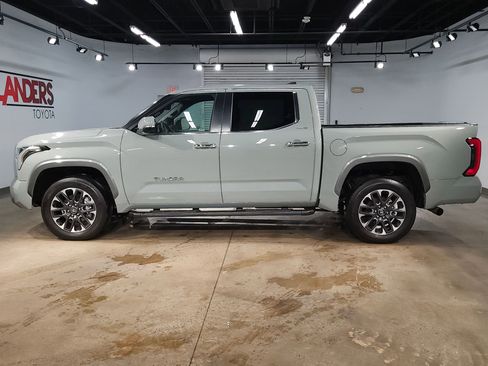 Used 2025 Toyota Tundra Limited AWD/4WD image 4
