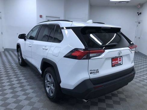 Used 2025 Toyota RAV4 XLE AWD/4WD image 13