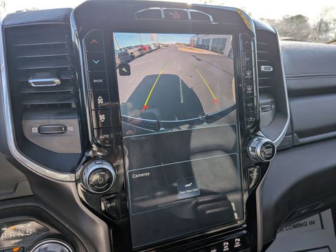 Used 2023 RAM 1500 Laramie image 17