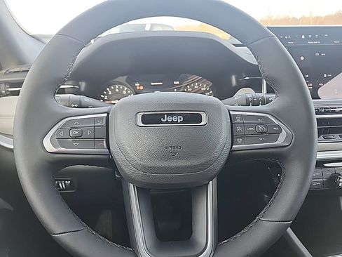 New 2026 Jeep Compass Limited image 27