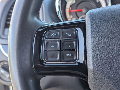 Used 2019 Dodge Grand Caravan SE image 17