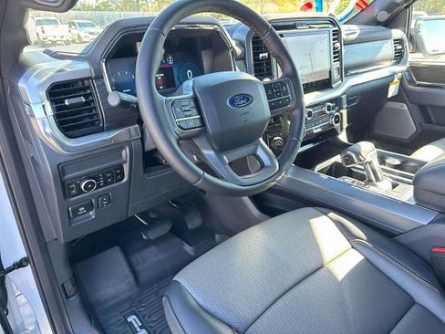 New 2025 Ford F150 Lariat w/ Equipment Group 501A Mid image 20