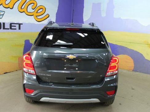 Used 2018 Chevrolet Trax LT w/ LT Convenience Package AWD/4WD image 7