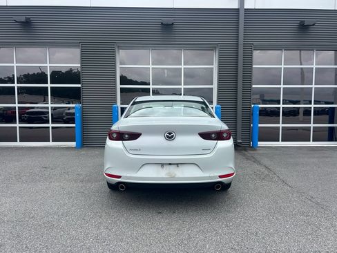 Used 2024 MAZDA MAZDA3 s FWD image 3