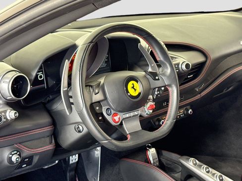Used 2021 Ferrari F8 Tributo RWD image 16
