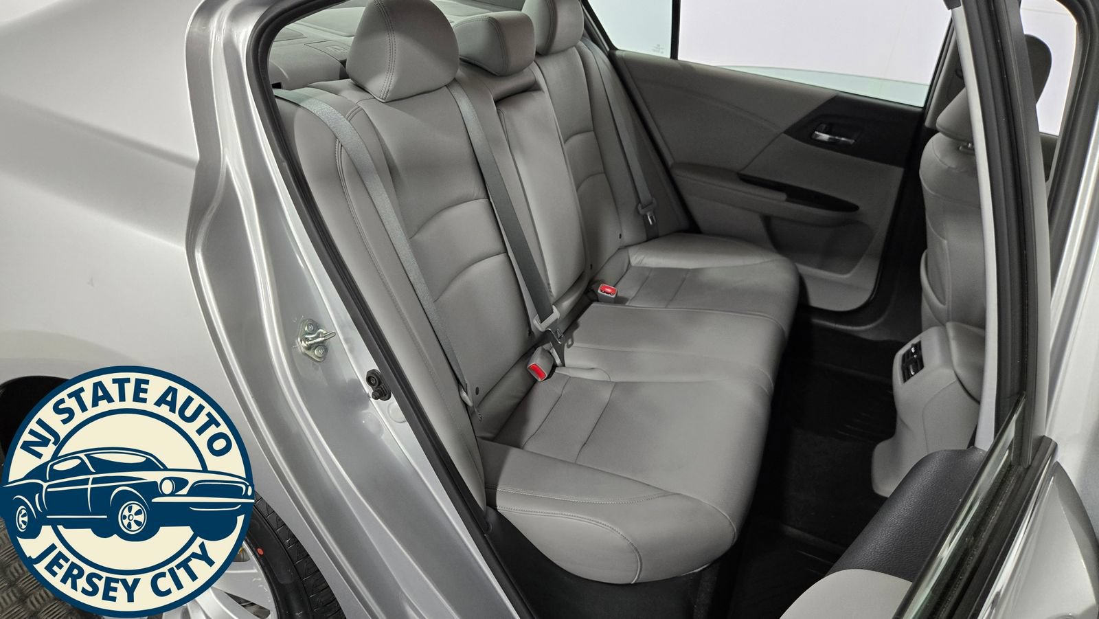 Used 2015 Honda Accord EX-L image 35