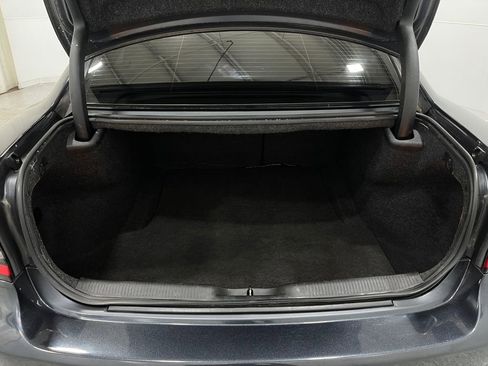 Used 2018 Dodge Charger R/T w/ Plus Group image 24