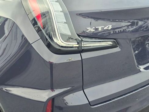 Used 2025 Cadillac XT4 Sport FWD image 12