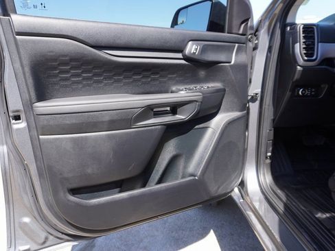 Used 2024 Ford Ranger XL image 8