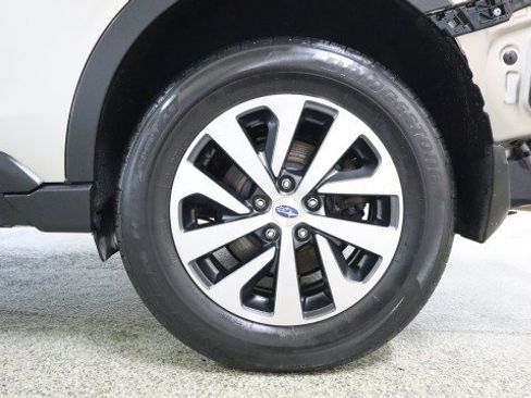 Used 2020 Subaru Outback Premium AWD/4WD image 24