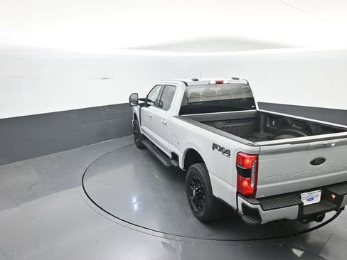 New 2026 Ford F250 Lariat w/ Black Appearance Package AWD/4WD image 28