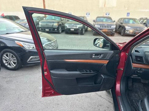 Used 2014 Subaru Outback 2.5i Limited image 22
