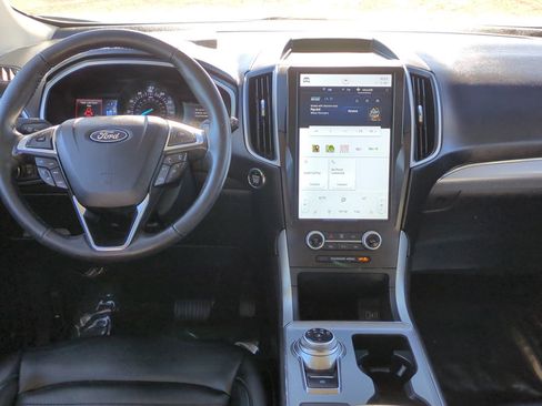 Used 2021 Ford Edge SEL w/ Convenience Package image 30