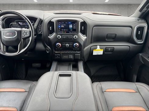 Used 2020 GMC Sierra 1500 AT4 w/ AT4 Premium Package image 3