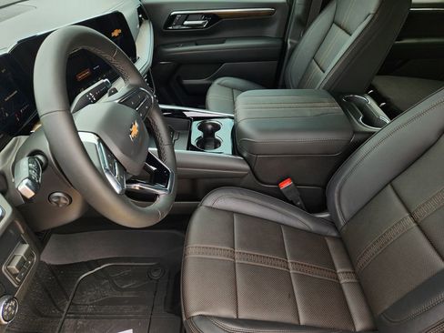 New 2026 Chevrolet Tahoe High Country AWD/4WD image 9