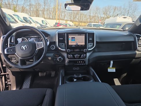 New 2026 RAM 1500 Express AWD/4WD image 5