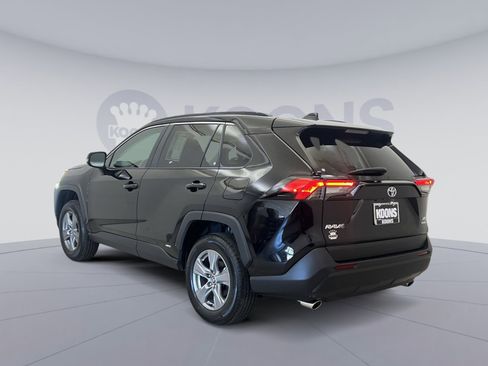 Used 2024 Toyota RAV4 XLE w/ Convenience Package AWD/4WD image 7