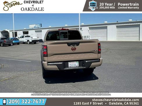 Used 2022 Nissan Frontier Pro-X RWD image 10