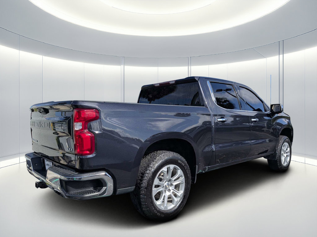 Used 2022 Chevrolet Silverado 1500 LTZ AWD/4WD image 4